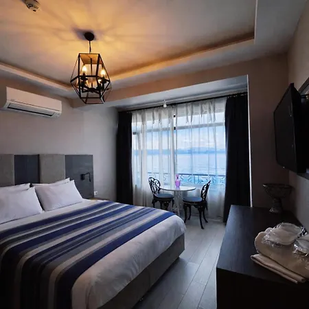 Yali Bahce Mudanya * Burgaz