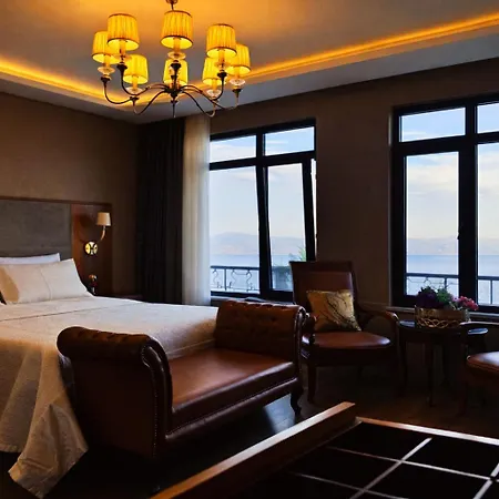 Yali Bahce Mudanya * Burgaz